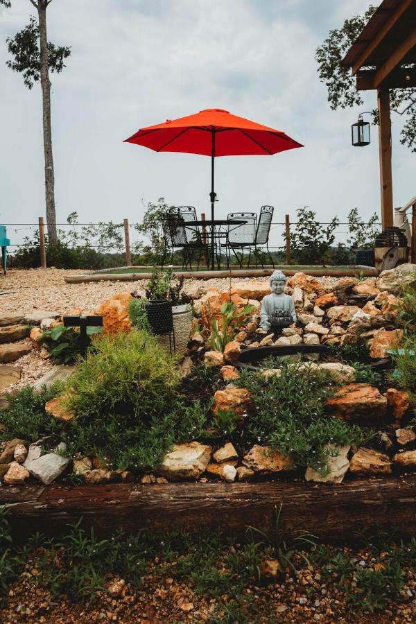 Waterfront Luxury Glamping Dome Hotel Rogersville Eksteriør billede