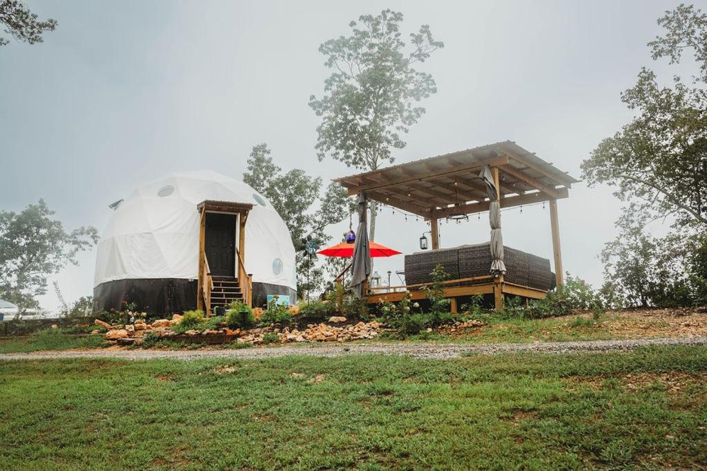Waterfront Luxury Glamping Dome Hotel Rogersville Eksteriør billede