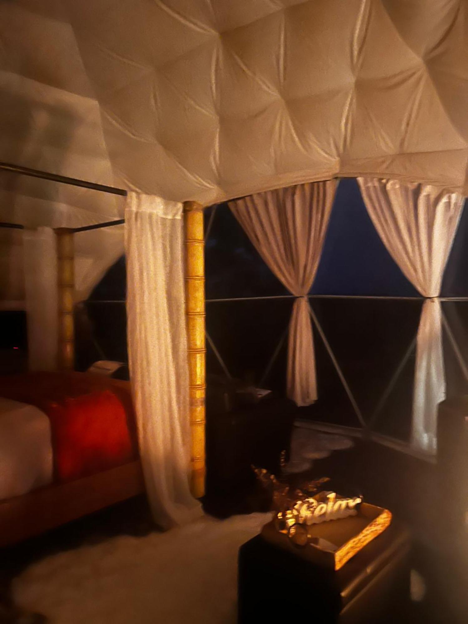 Waterfront Luxury Glamping Dome Hotel Rogersville Eksteriør billede