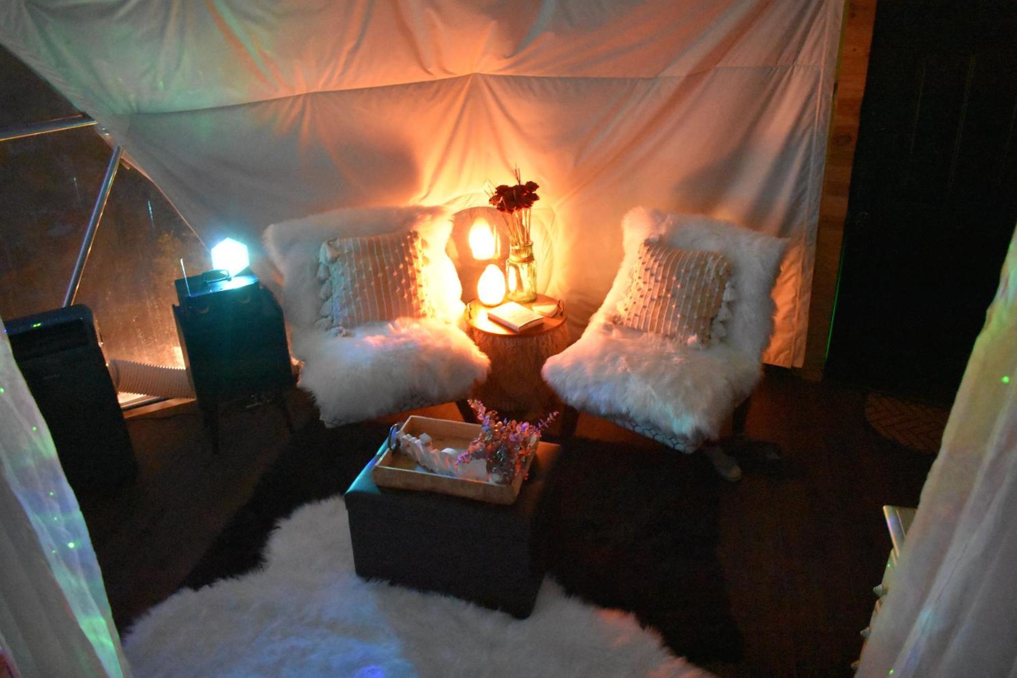 Waterfront Luxury Glamping Dome Hotel Rogersville Eksteriør billede